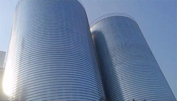 富源2座混凝土高架卷板仓